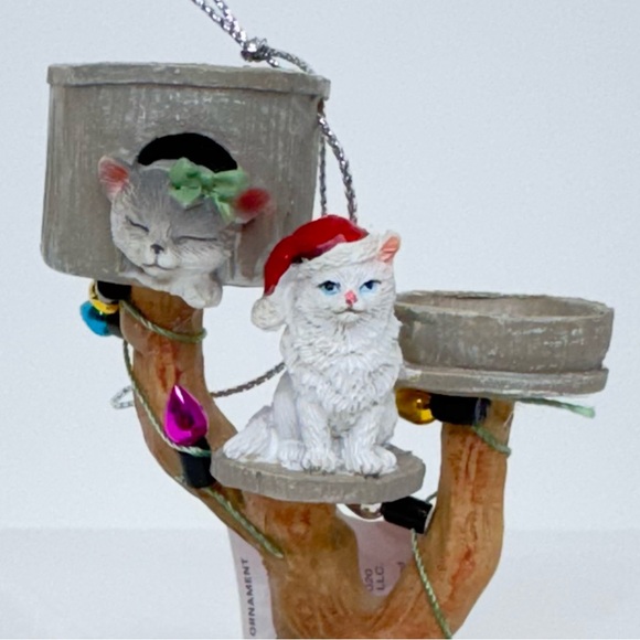 Cat Tower Christmas Tree Ornament 3 Gray & White Sleeping Colored Bulb Tiered - Picture 5 of 13